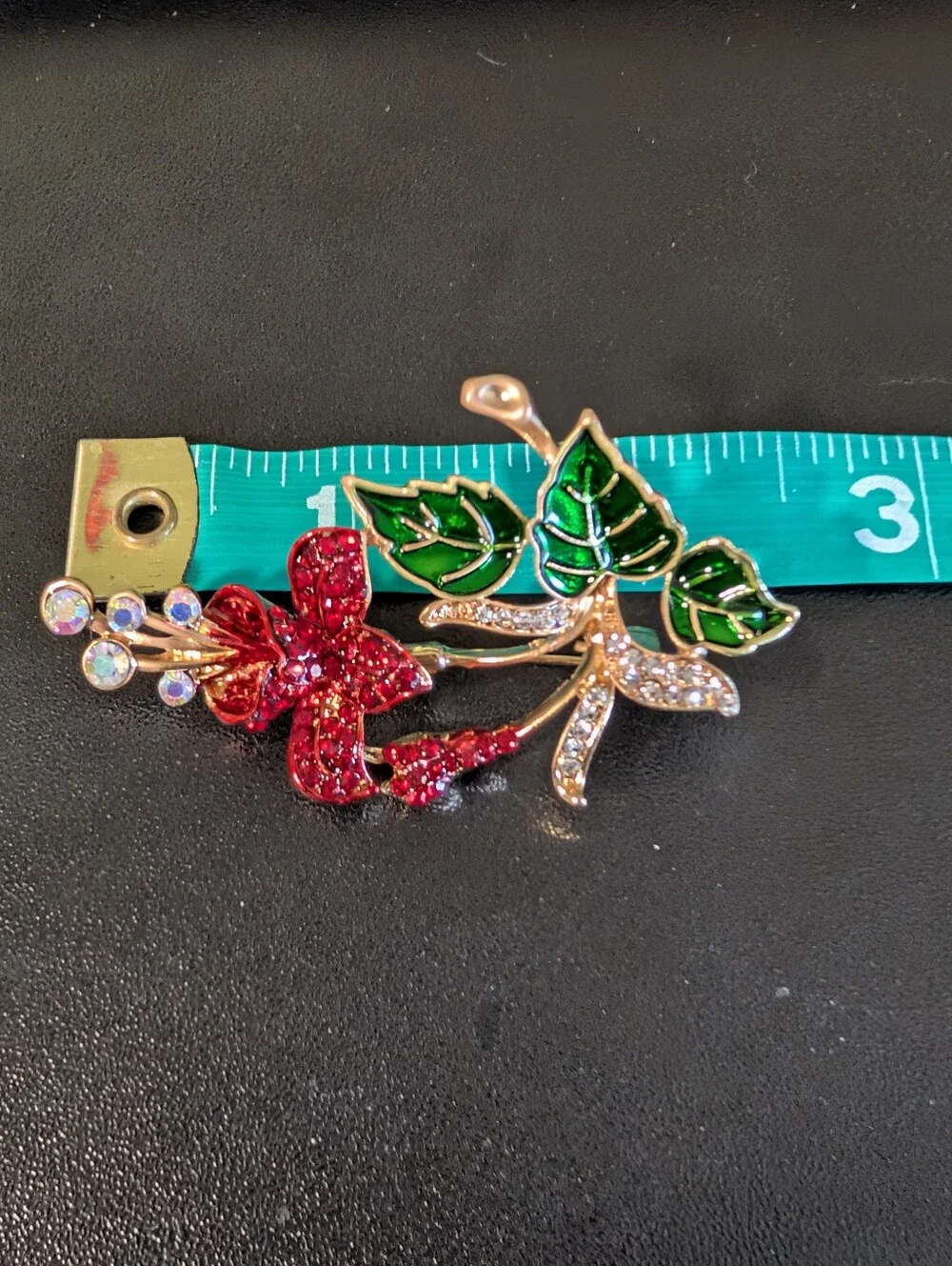 Floral Red and Green Crystal Brooch - Elegant Women's Jewelry